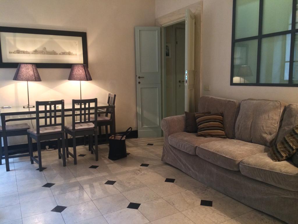 Appartamento La Casa In Vetrina Roma Esterno foto