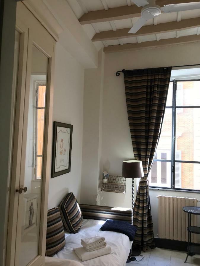 Appartamento La Casa In Vetrina Roma Esterno foto